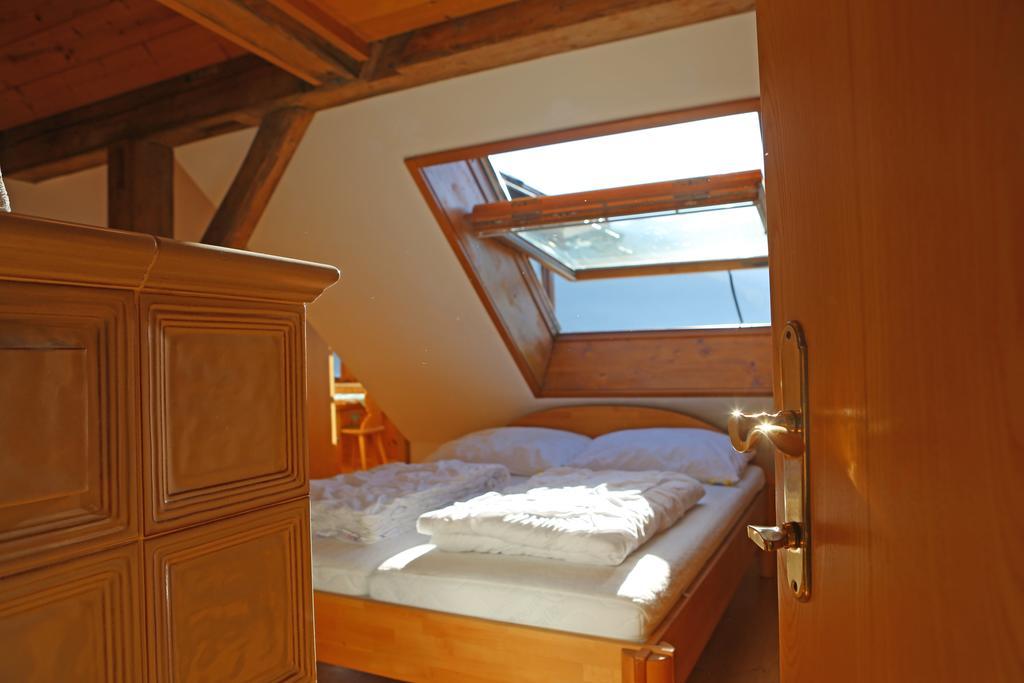 Haus Leopold Apartment Gosau Ruang foto