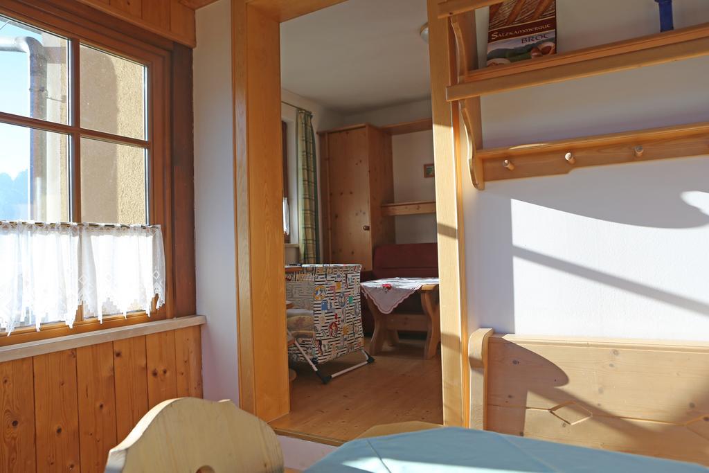 Haus Leopold Apartment Gosau Bagian luar foto