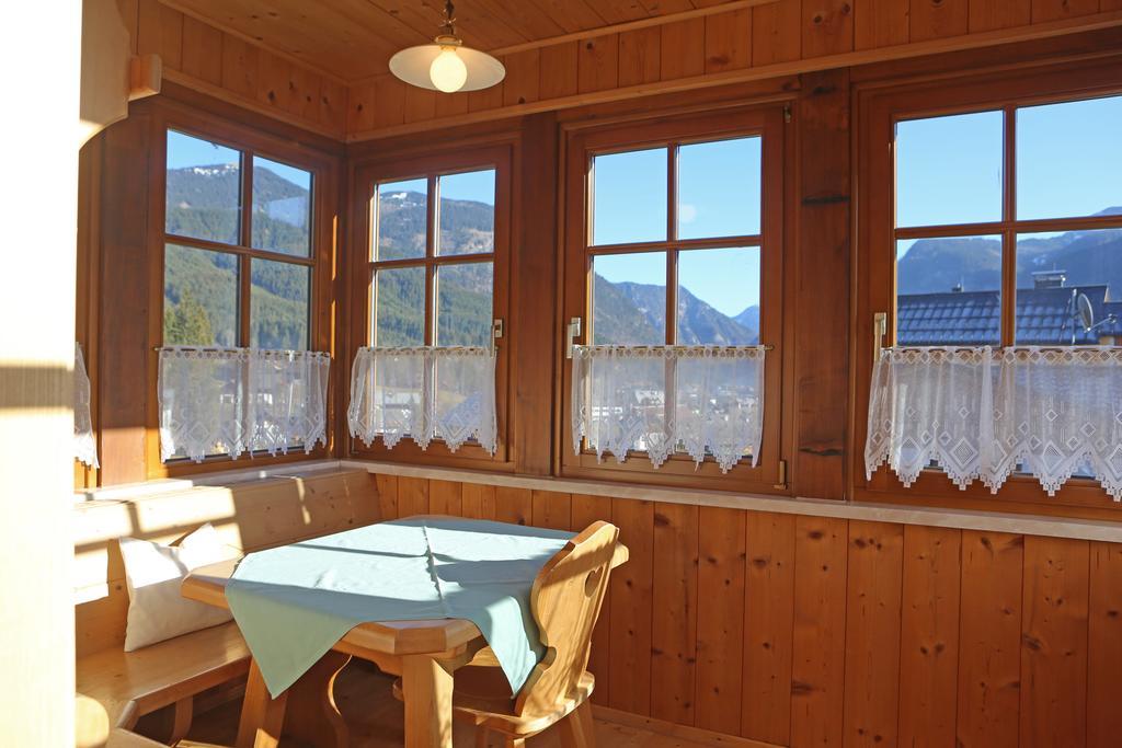 Haus Leopold Apartment Gosau Ruang foto