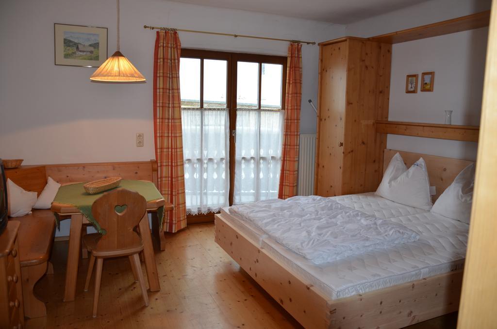 Haus Leopold Apartment Gosau Bagian luar foto